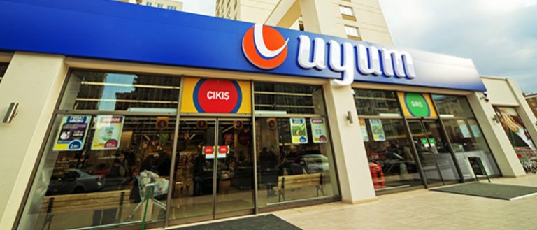 Uyum Market Çalışma ve Mesai Saatleri