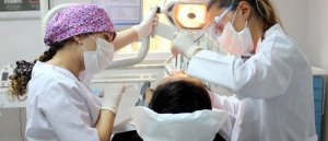 Dişçilerin Çalışma ve Mesai Saatleri